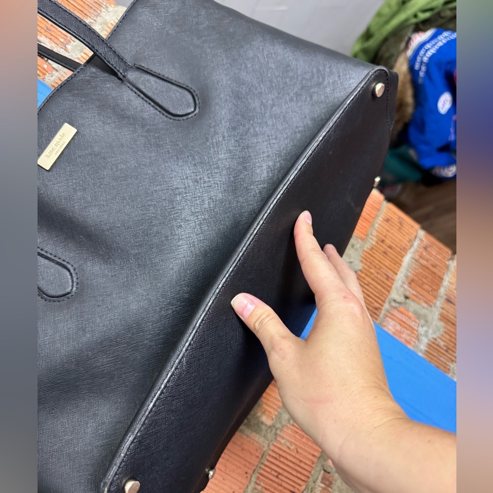 Kate Spade Laurel Way Jaymes Black Saffiano Leather Tote Bag - Picture 2 of 6